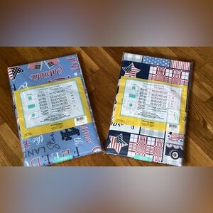NWT July 4th Patterned peva tablecloths Set